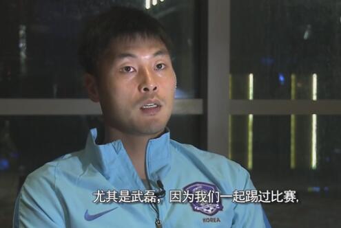 “奥斯梅恩和他的队友们鼓舞了球队，给球迷们带来了巨大的欢乐，双方都想继续这段冒险之旅。
